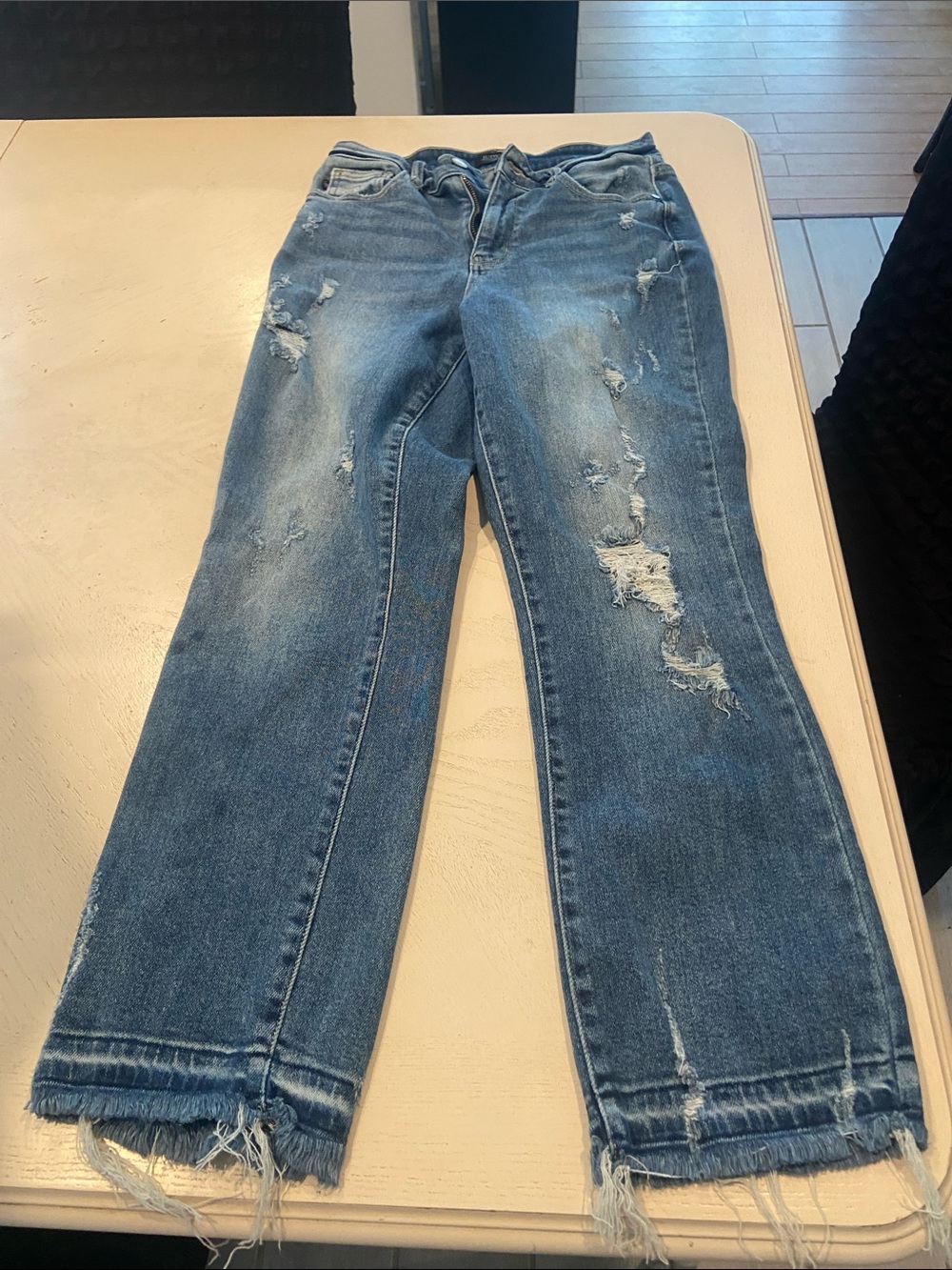 Judy Blue Distressed Mid Blue Straight-Leg Jeans